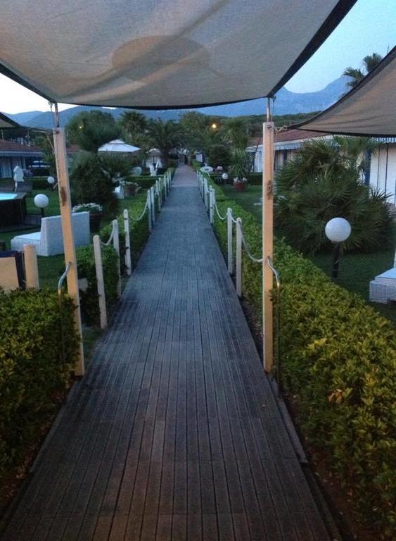 Bed & Breakfast Venezia Marina Di Carrara Luaran gambar