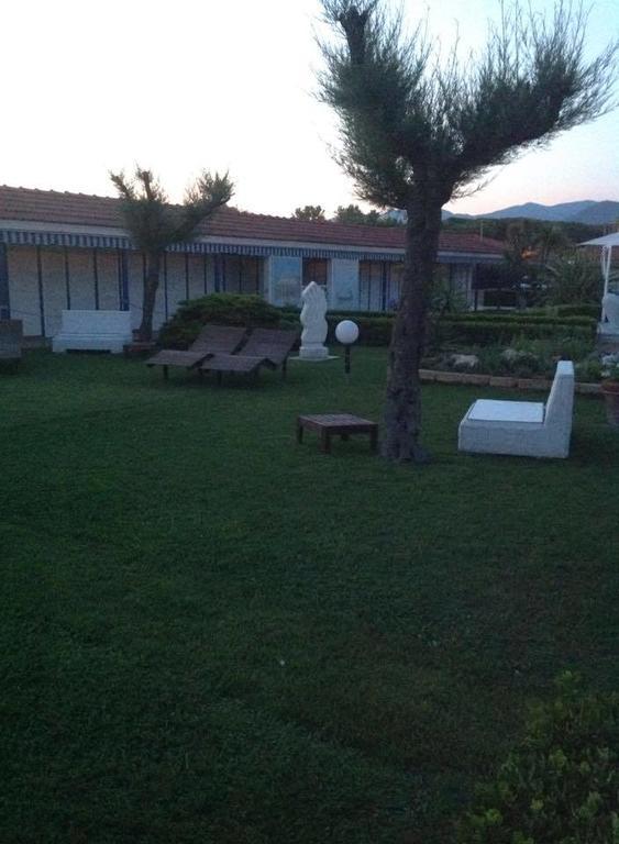 Bed & Breakfast Venezia Marina Di Carrara Luaran gambar