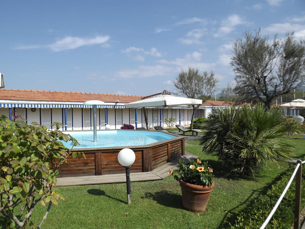 Bed & Breakfast Venezia Marina Di Carrara Luaran gambar