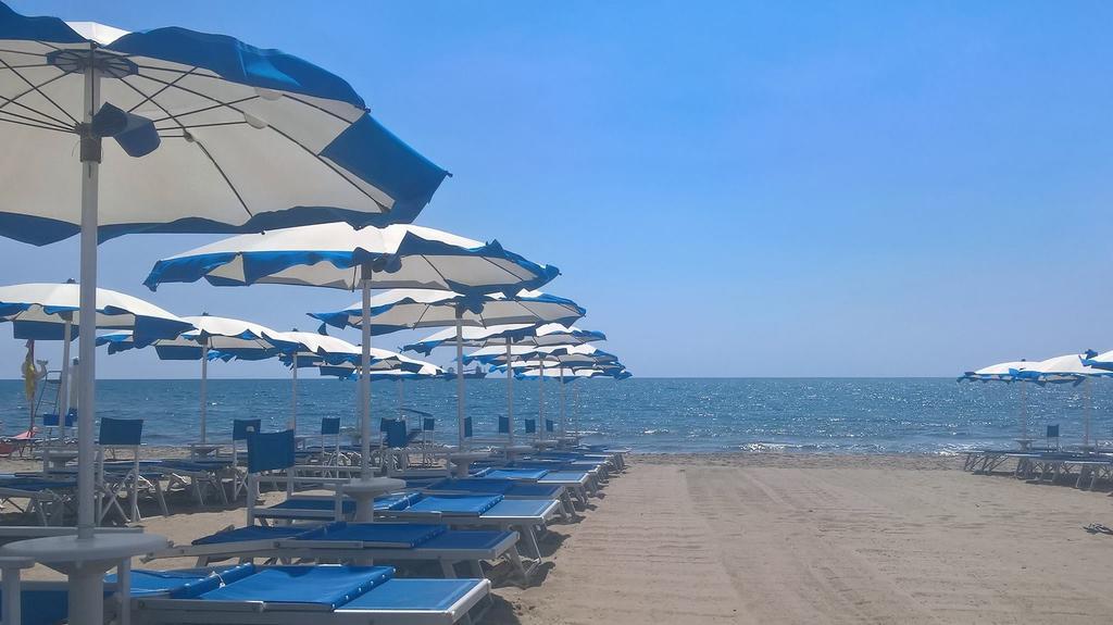 Bed & Breakfast Venezia Marina Di Carrara Luaran gambar